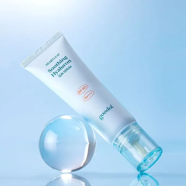 Goodal Heartleaf Soothing Hyaluron Sun Serum