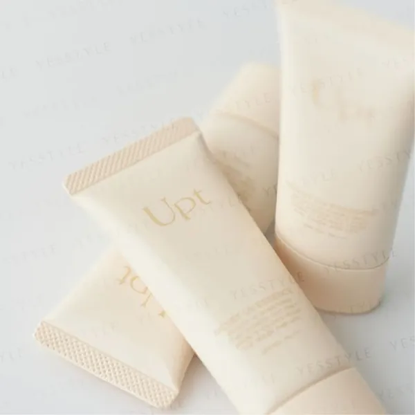mano mano Upt Moist UV Essence SPF 50+ PA++++