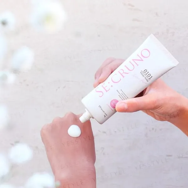 SE:CRUNO UV Smooth Cream Vitaliefsi 0101 SPF 50+ PA++++