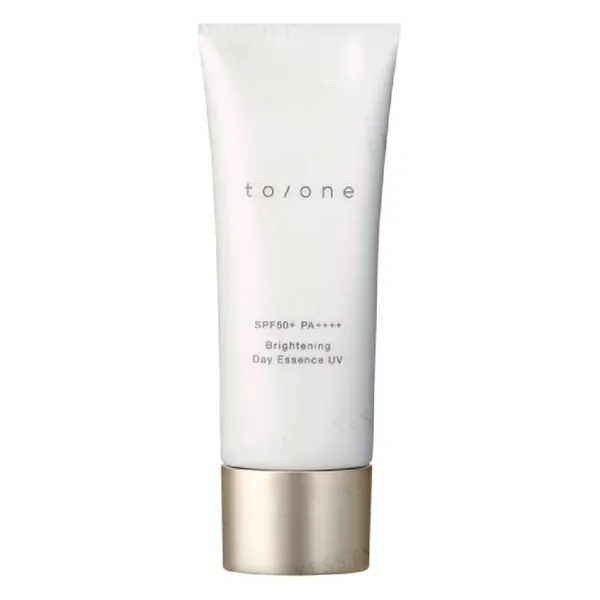 to/one Brightening Day Essence UV SPF 50+ PA++++